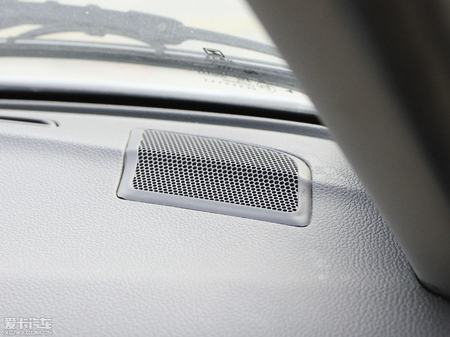 2011̩Z200 1.3L քm