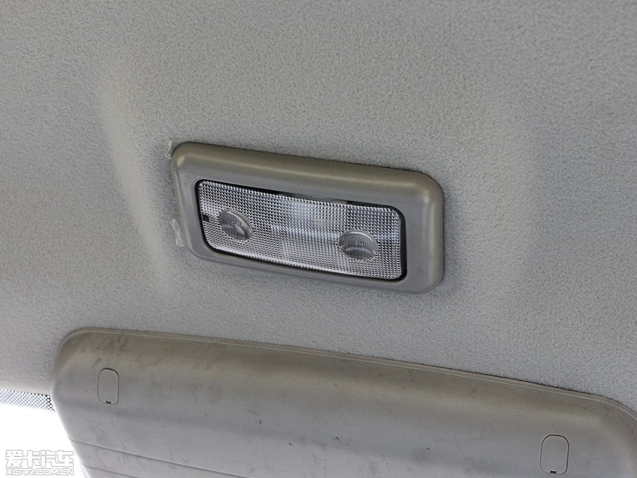 2011̩Z200 1.3L քm