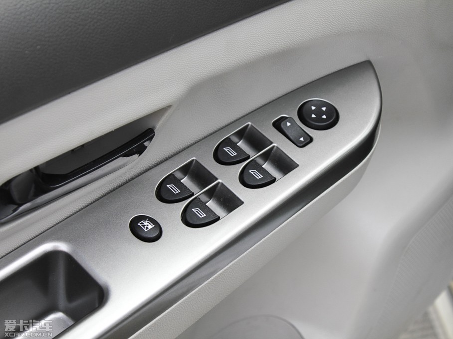 2011̩Z200 1.3L քm