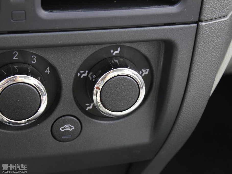 2011̩Z200 1.3L քm