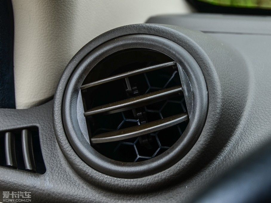 2013̩Z100 1.0L քm