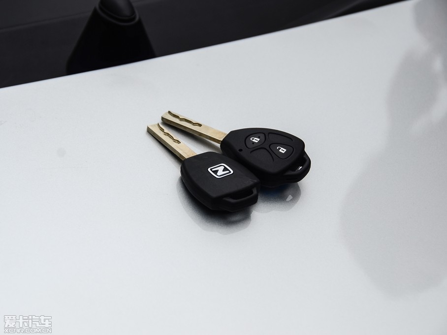 2013̩Z100 1.0L քm