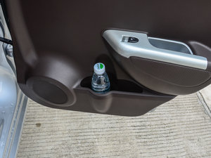2013款1.0L 手动舒适版 空间座椅