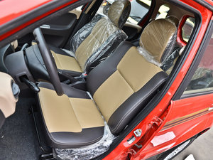 2013款1.3L 手动都市版 主驾驶座椅