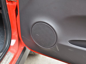 2013款1.3L 手动都市版 中控区