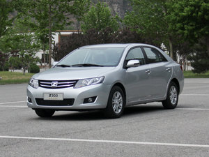 2013款1.6L 自动尊贵版 左前45度