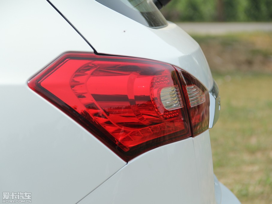 2014�̩T600 1.5T �ք����F��