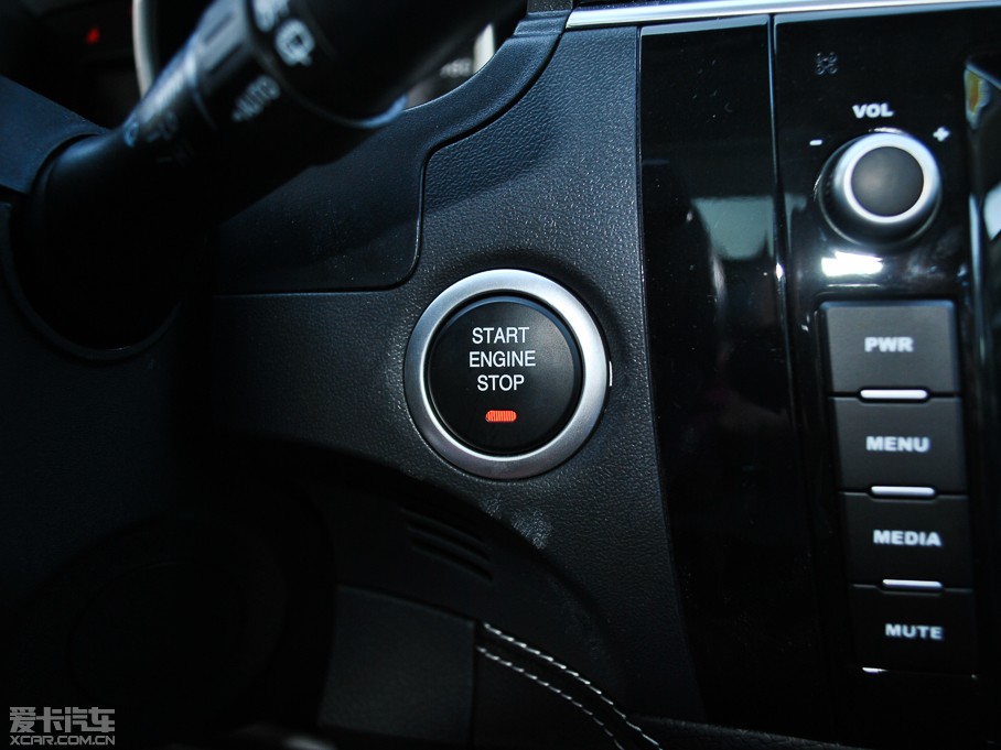 2014�̩T600 2.0T �ք�(d��ng)���F��