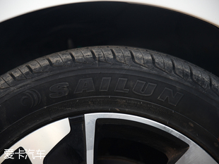 眾泰汽車2014款眾泰Z300