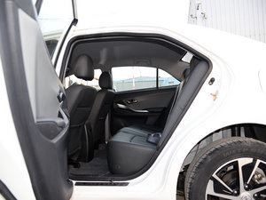 2014款新视界版 1.5L 手动豪华型 后排空间