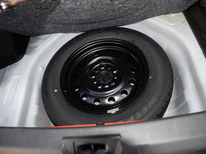 2014款新视界版 1.5L 手动豪华型 备胎