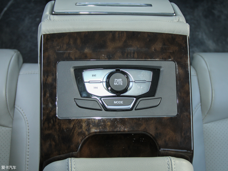 2016̩Z700 1.8T ԄF