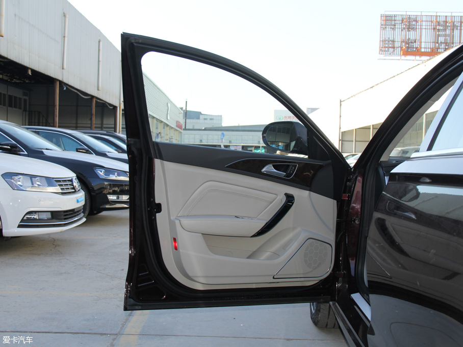 2016̩Z700 1.8T ԄF