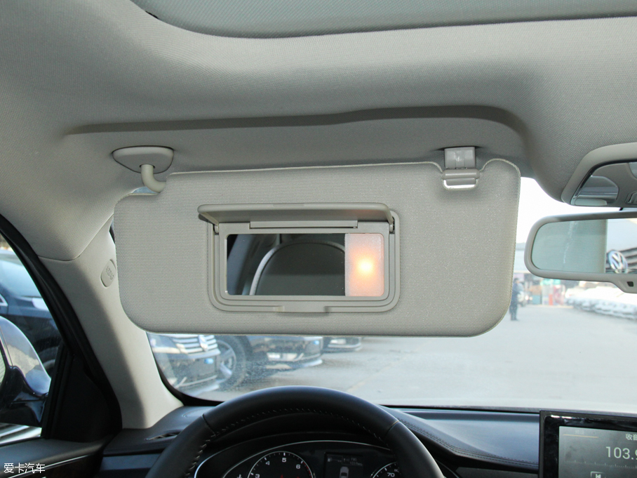 2016̩Z700 1.8T ԄF