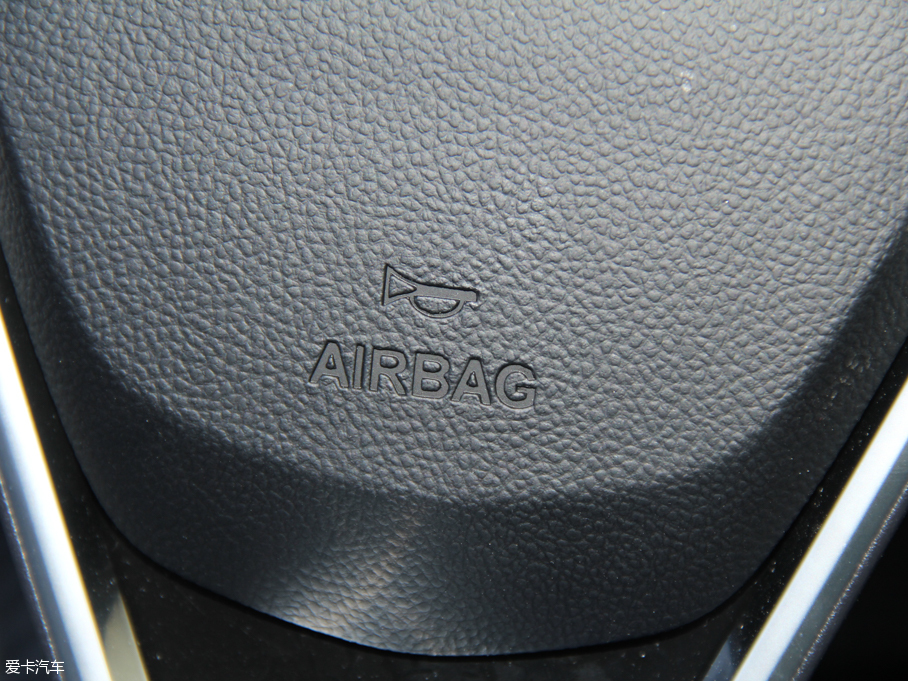 2016̩Z700 1.8T ԄF