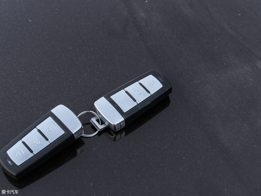 2016̩Z700 1.8T ԄF