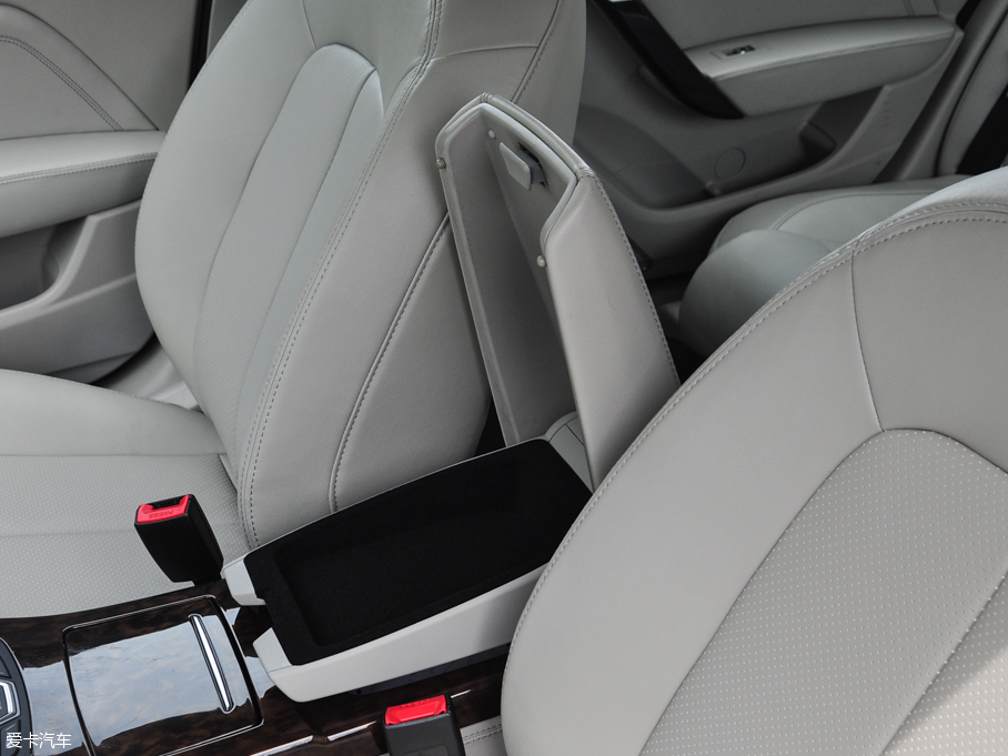 2016̩Z700 1.8T ք(dng)