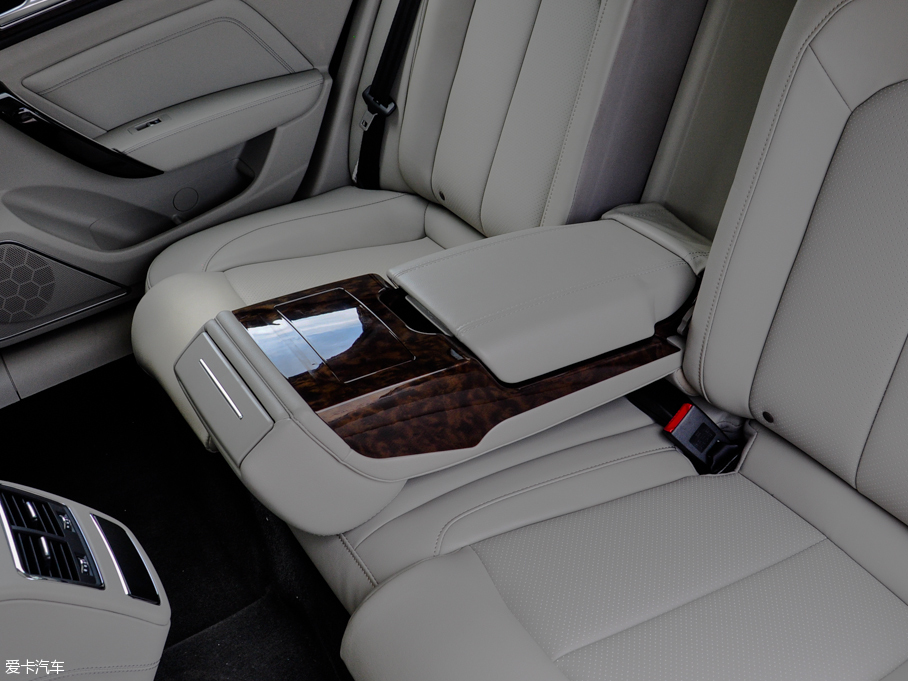 2016̩Z700 1.8T Ԅӵ