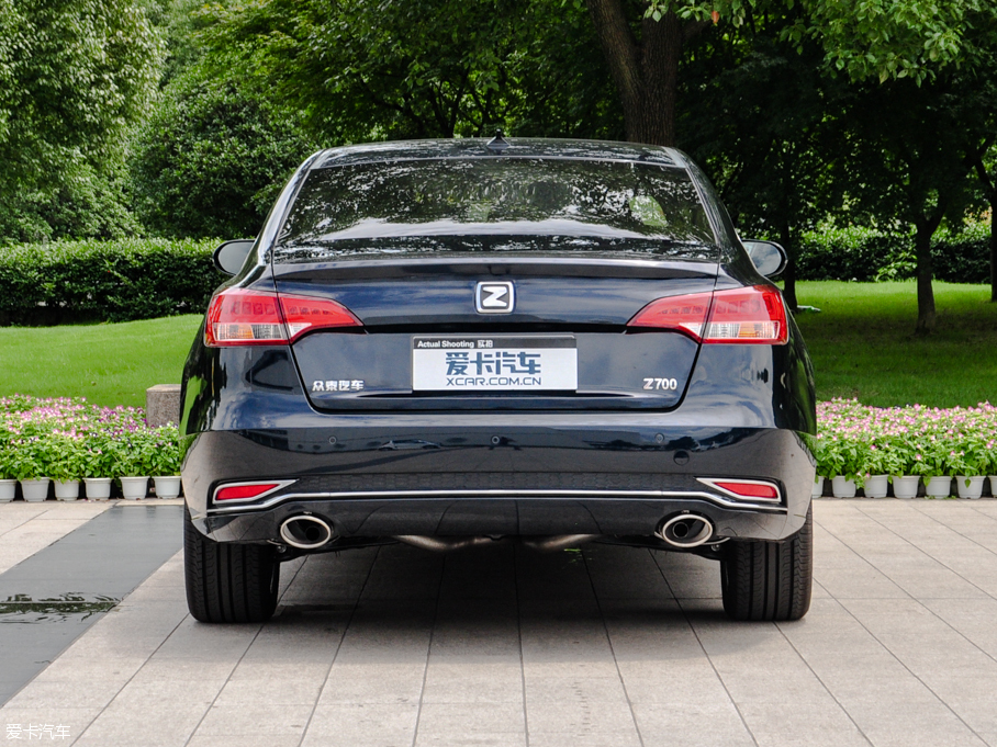 2016̩Z700 1.8T ԄӺA