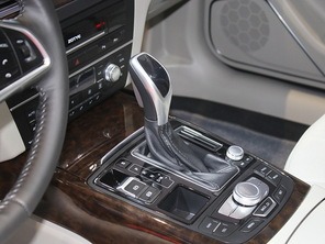 眾泰汽車2015款眾泰Z700