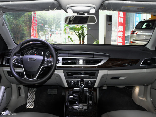 眾泰汽車2015款眾泰Z700