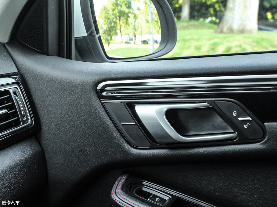 2015�̩���~X5 1.5T �ք�(d��ng)��Ş�� ��(gu��)IV