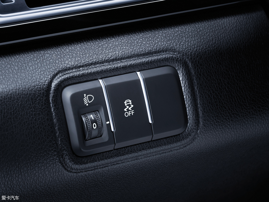 2015̩~X5 1.5T CVTة (gu)IV