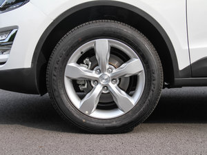2015款1.5T 手动尊贵型 国IV 轮圈