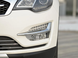 2015款1.5T CVT知县型 国IV 前雾灯