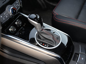 2015款1.5T CVT知县型 国IV 换挡杆