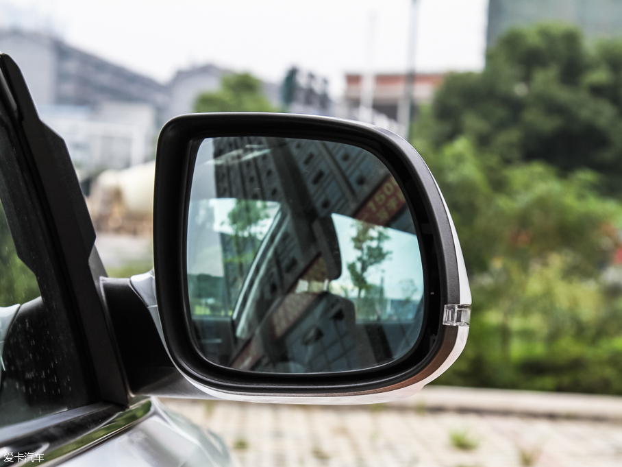 2015̩T600 2.0T քӼúA