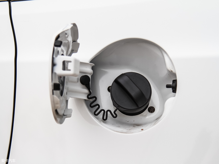 2015̩T600 2.0T քӼúA