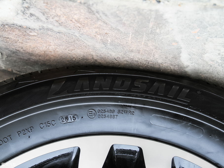 2015̩T600 2.0T քӼúA