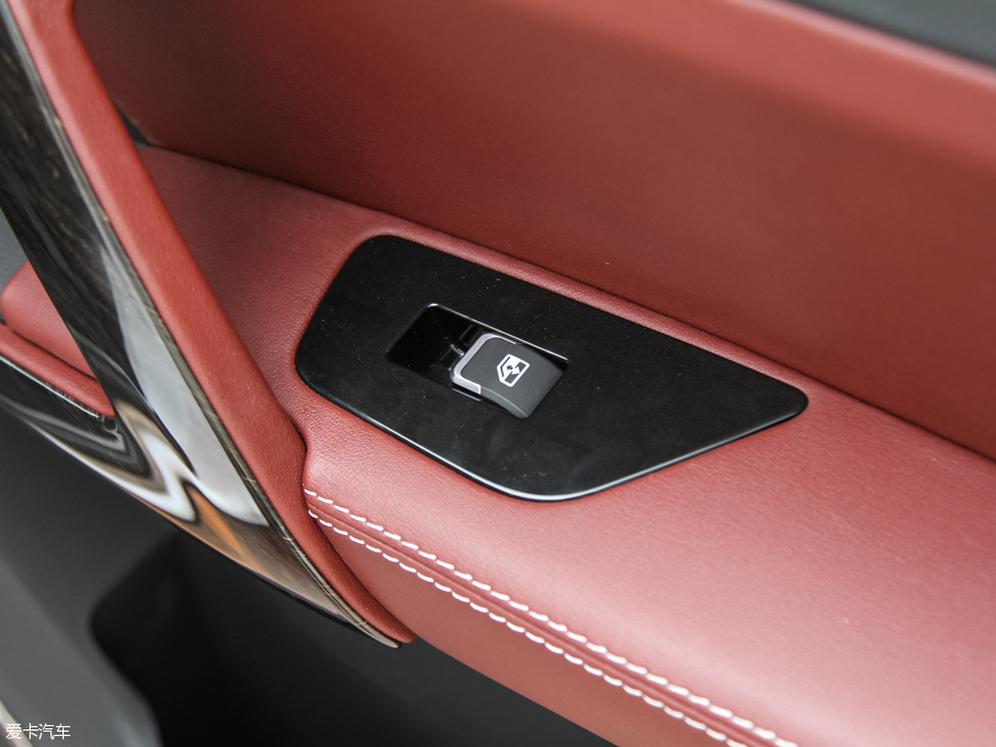 2015̩T600 2.0T քӼúA