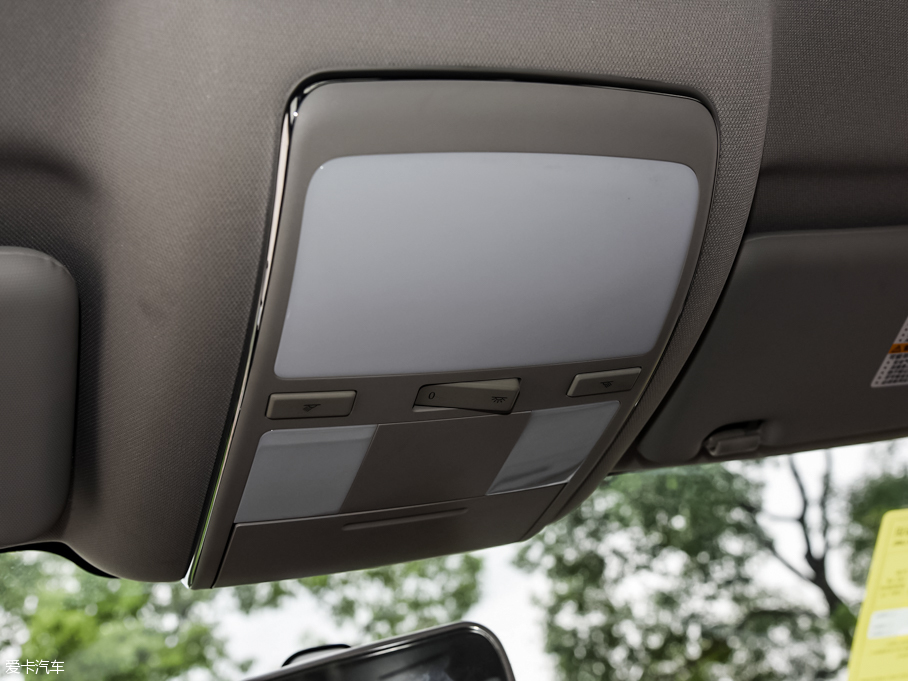 2015̩T600 2.0T ք(dng)þӢ