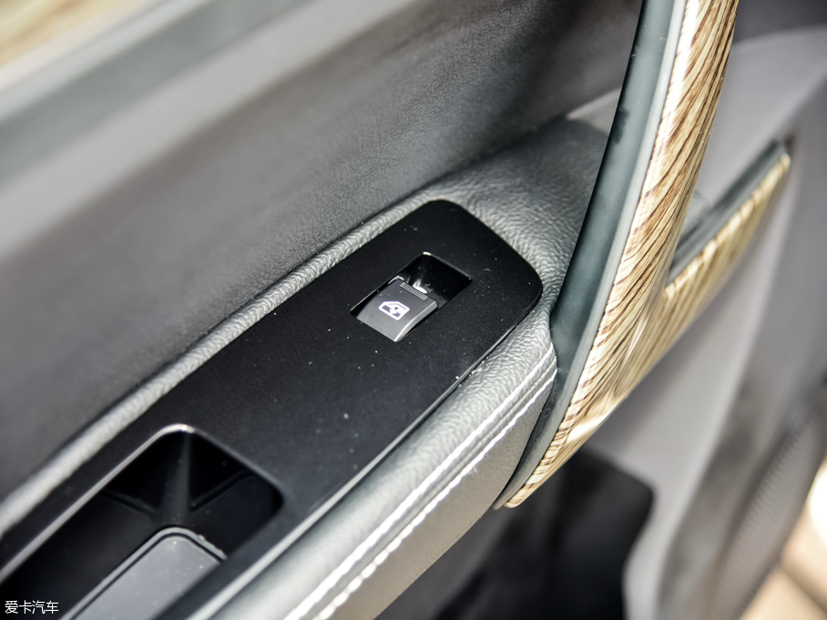 2015̩T600 1.5T ք(dng)F