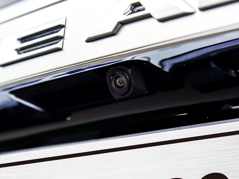 2015�̩T600 2.0T �ք�(d��ng)���F��