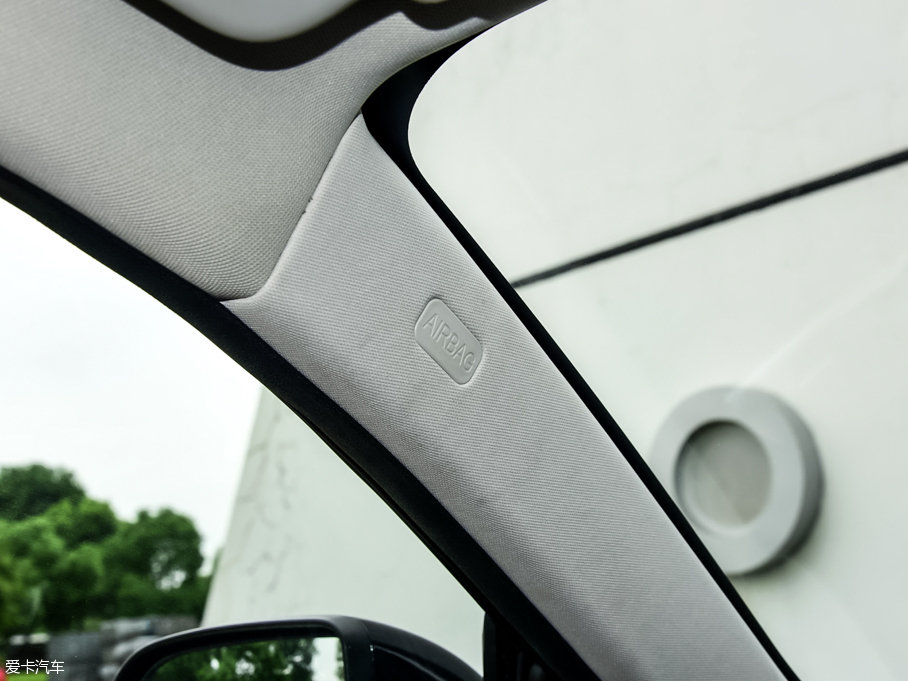 2015�̩T600 2.0T �ք����F��