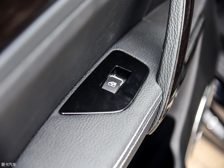 2015̩T600 2.0T քF