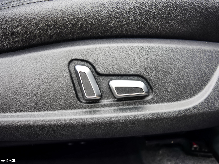 2015̩T600 2.0T քF