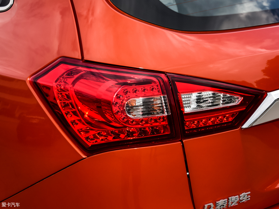 2015�̩T600 2.0T DCT���F��