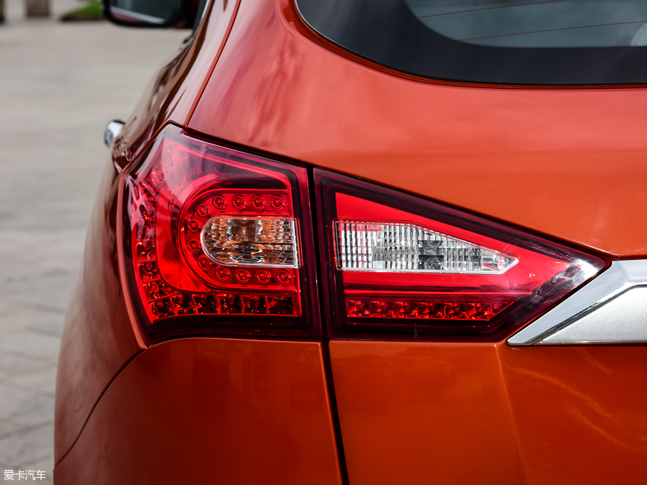 2015�̩T600 2.0T DCT���F��