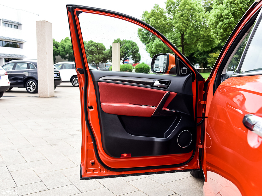 2015�̩T600 2.0T DCT���F��