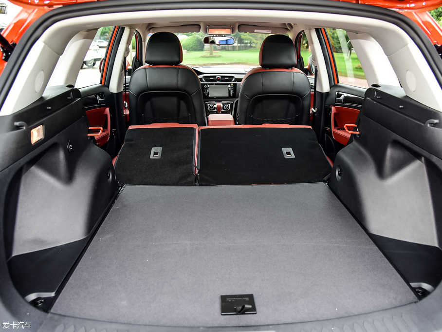 2015�̩T600 2.0T DCT���F��