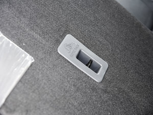 2015款1.5T 手动豪华型 空间座椅