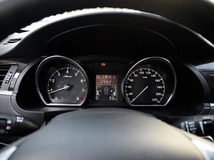 20152.0T DCTŞ п؅^(q)