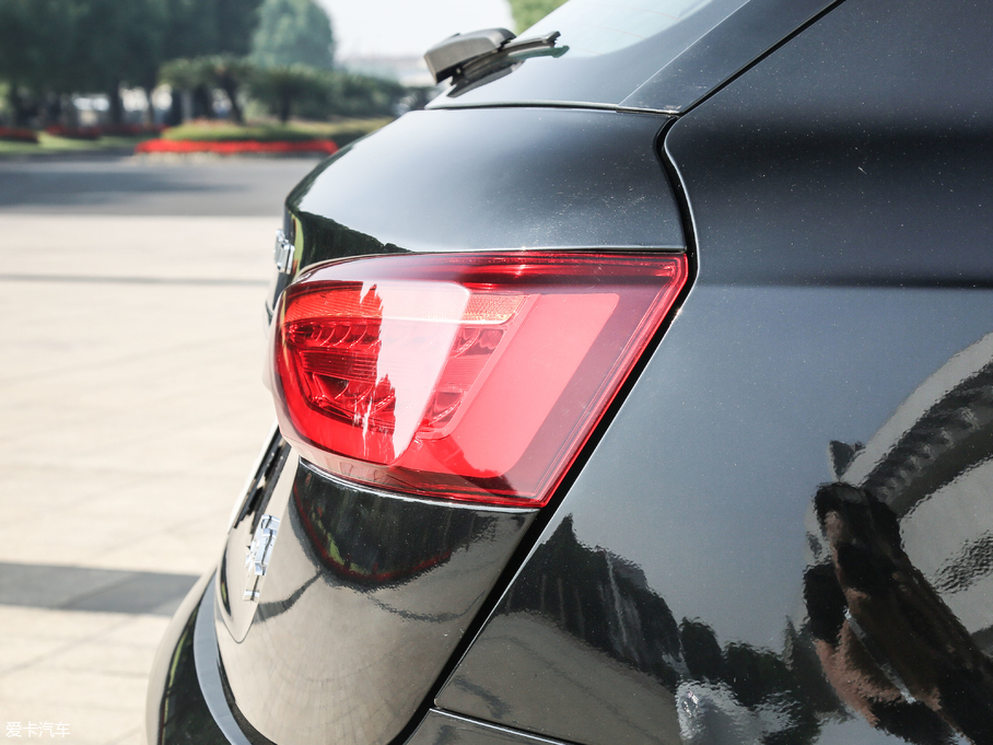 2016̩SR7 1.5T CVTħ֮ V