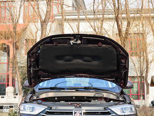 眾泰汽車2016款眾泰SR7