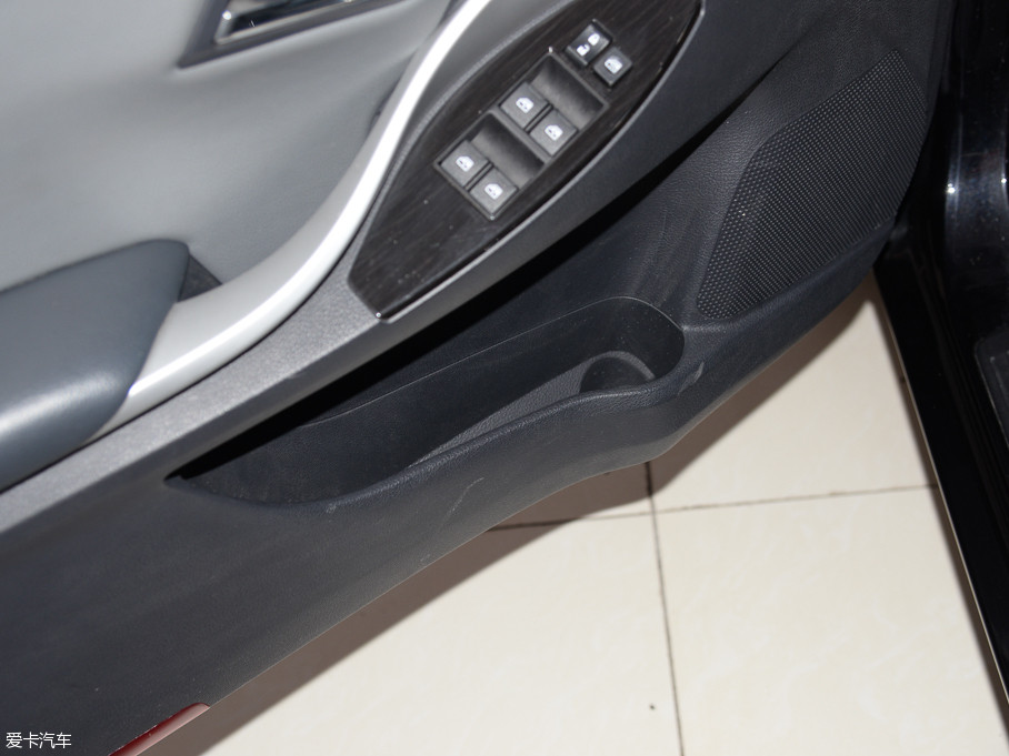 2016�̩Z300 1.5L �քӸж��� �؃�(n��i)+�촰