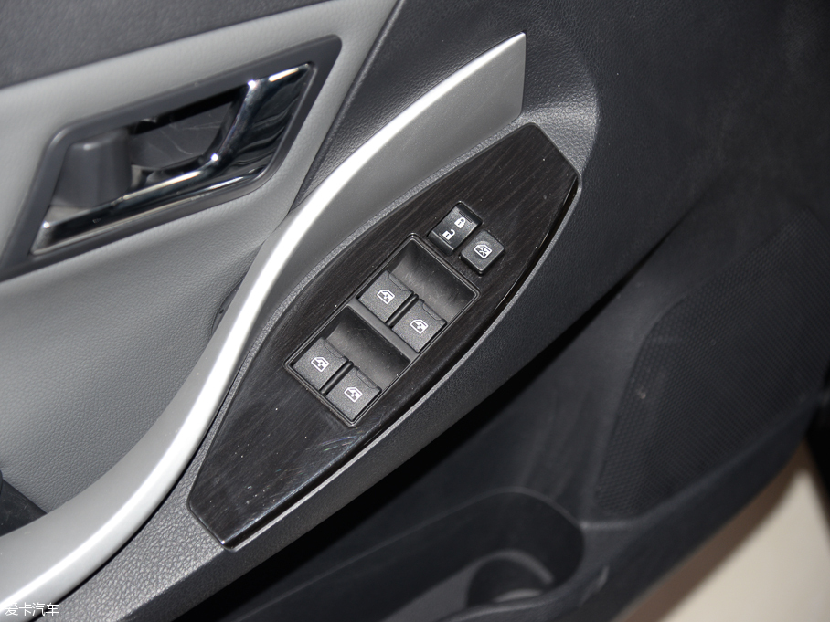 2016̩Z300 1.5L քӸж ؃(ni)+촰